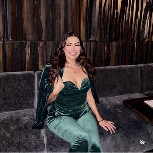 EXPRESS New Years Green Velvet 3 piece set. Corset strapless